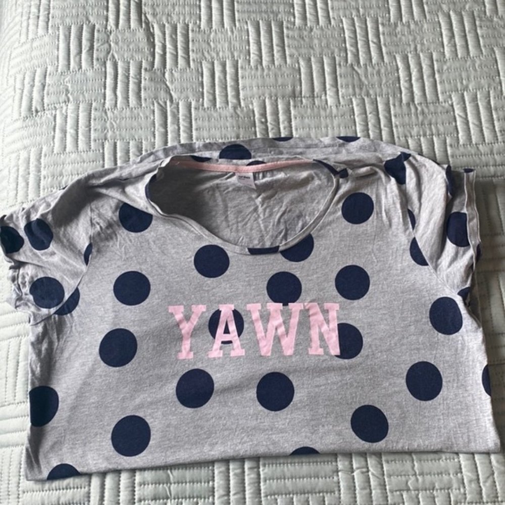 Nightie graphic on front grey cotton size 14 - 16 Kmart